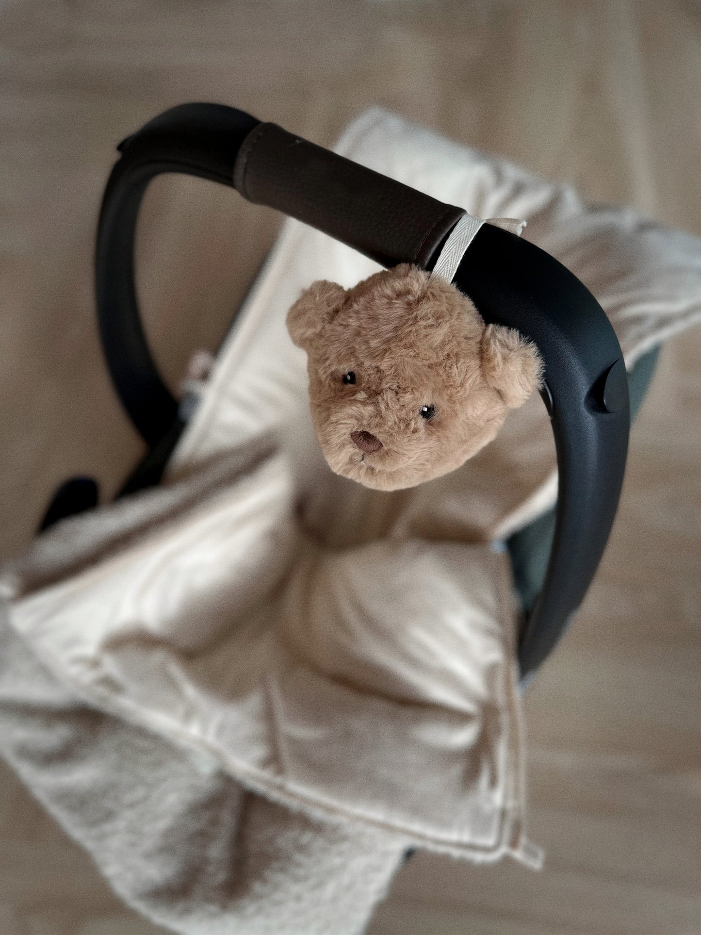Lou (marron) - Doudou sur le pouce