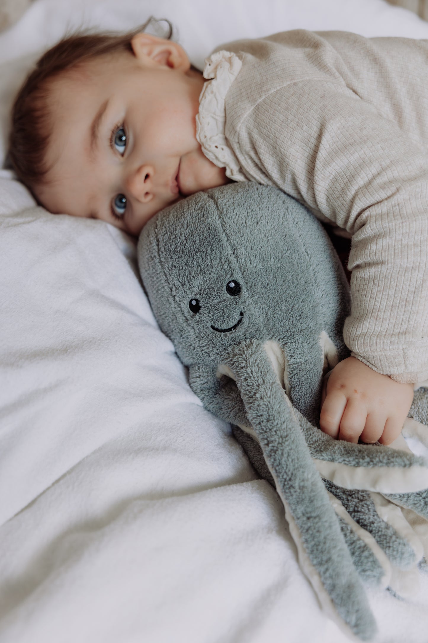 Olly (Sea grey) - Doudou cardiaque rechargeable