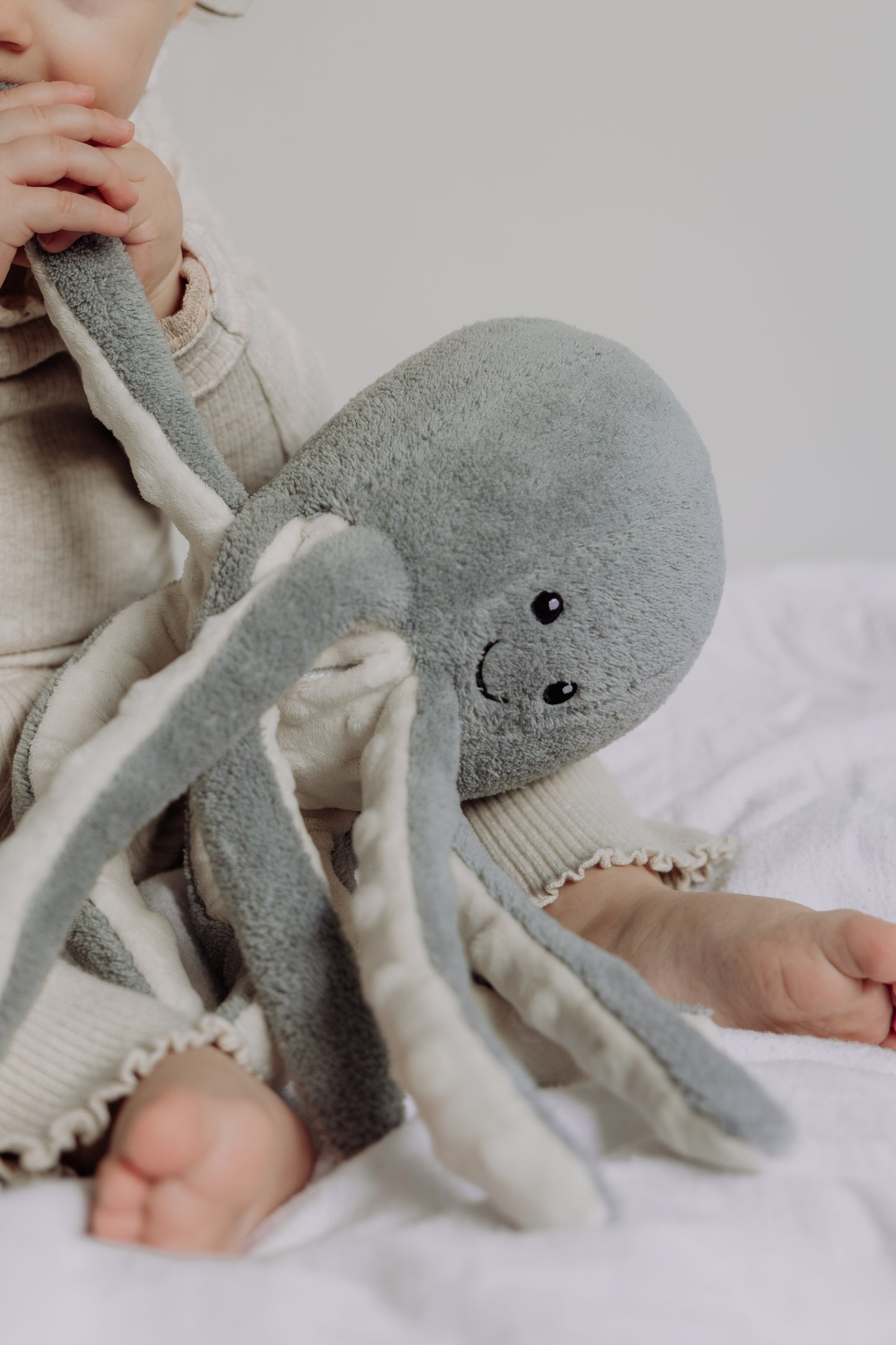 Olly (Sea grey) - Doudou cardiaque rechargeable