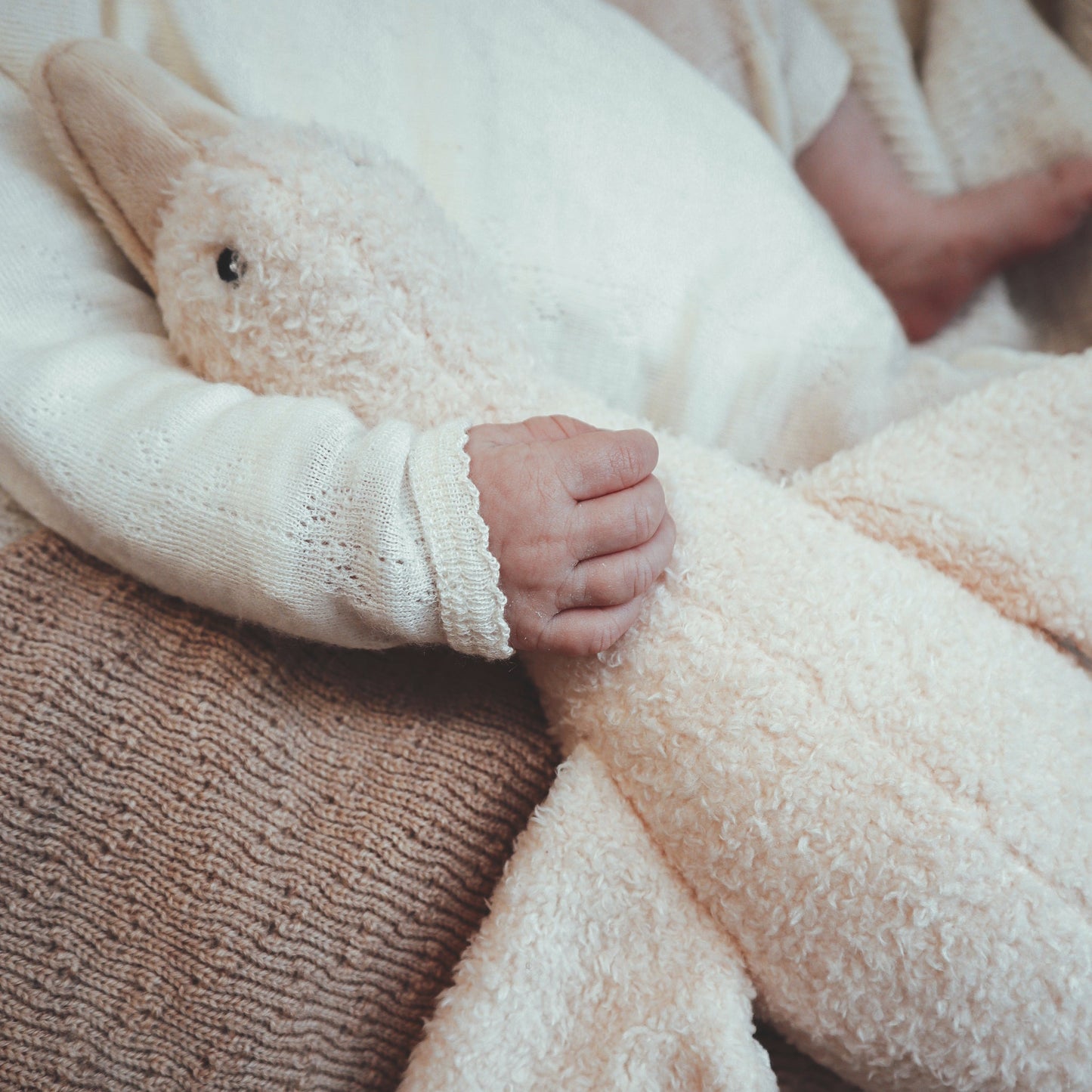 Liva (beige) - Doudou à rythme cardiaque rechargeable